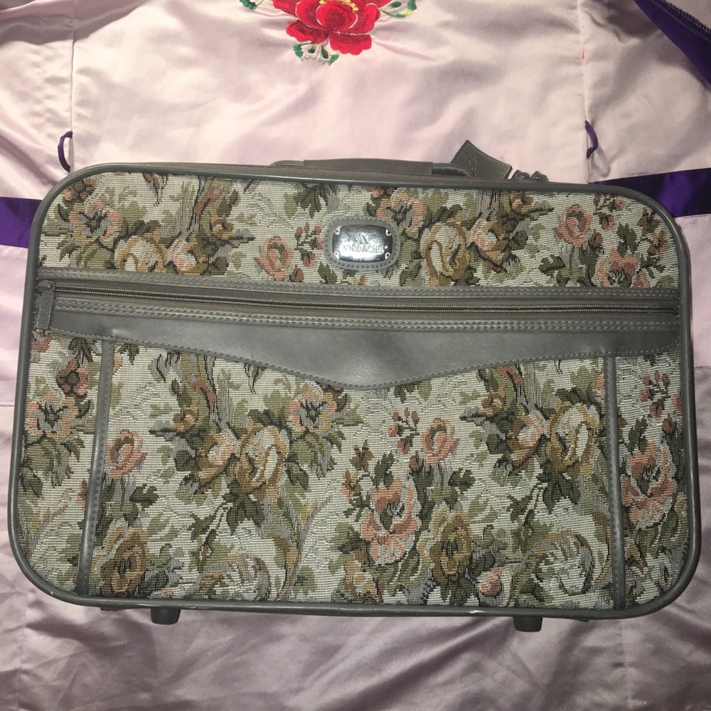 JORDACHE vintage luggage
